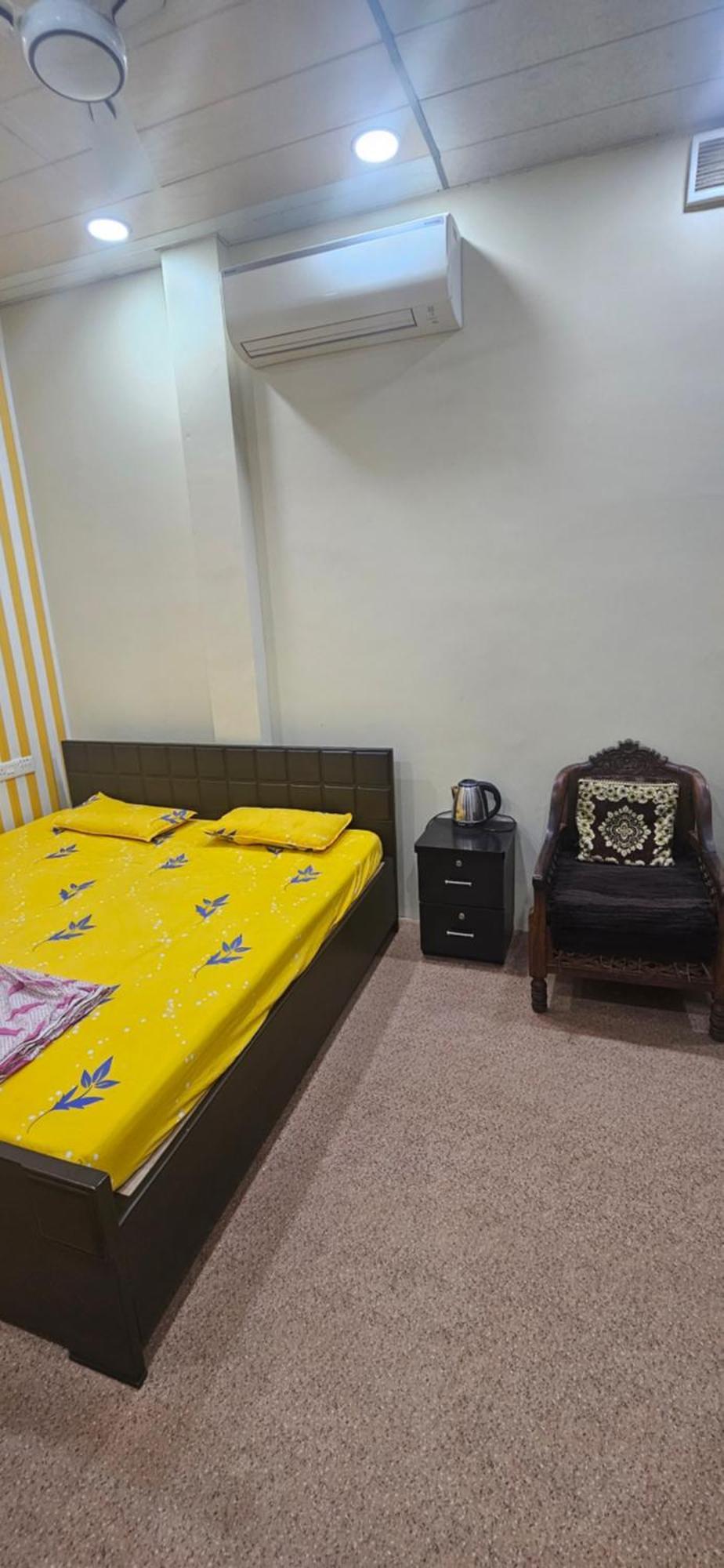 Kashi Shree Apartment Varanasi Bilik gambar
